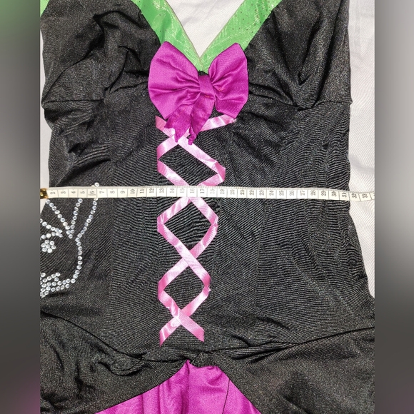 Play Boy Witch Costume - Picture 15 of 15